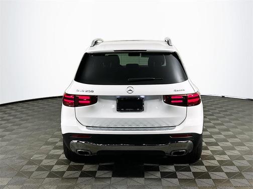 2026 Mercedes-Benz GLB 250 Base 4MATIC