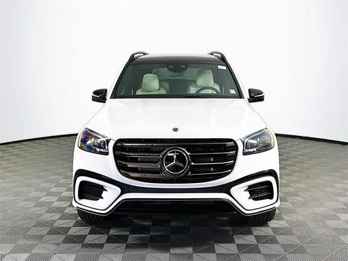 2026 Mercedes-Benz GLS 580 