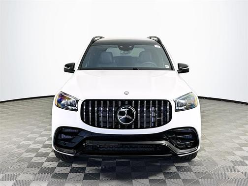 2026 Mercedes-Benz AMG GLS 63 Base