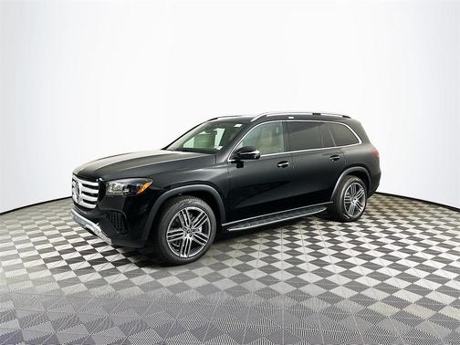 2026 Mercedes-Benz GLS 450