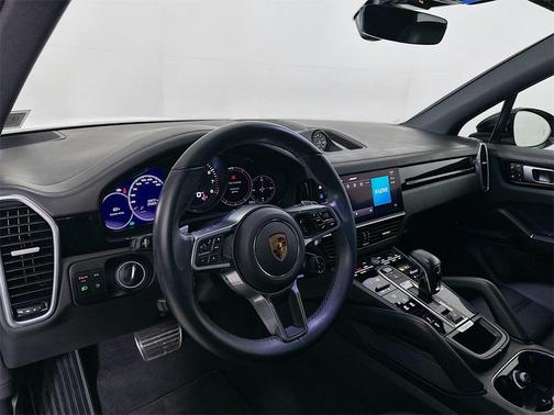 2023 Porsche Cayenne S
