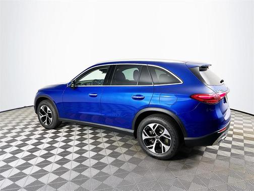 2025 Mercedes-Benz GLC 350e Base 4MATIC