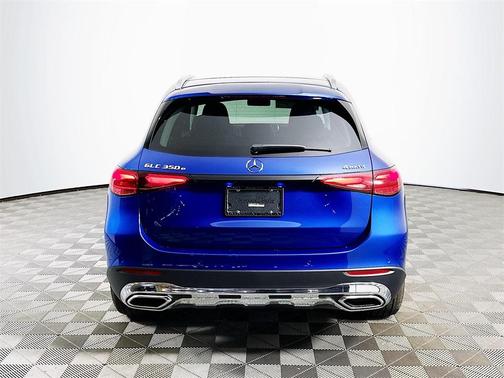 2025 Mercedes-Benz GLC 350e Base 4MATIC