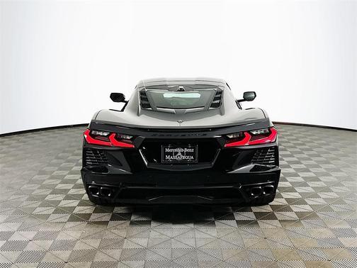 2021 Chevrolet Corvette Stingray w/2LT