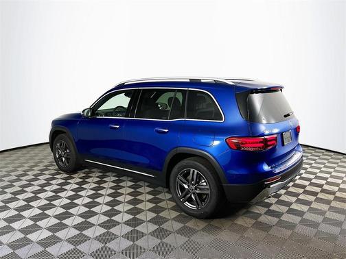 2026 Mercedes-Benz GLB 250 Base 4MATIC