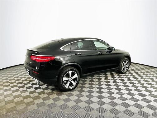 2017 Mercedes-Benz GLC 300 4MATIC Coupe