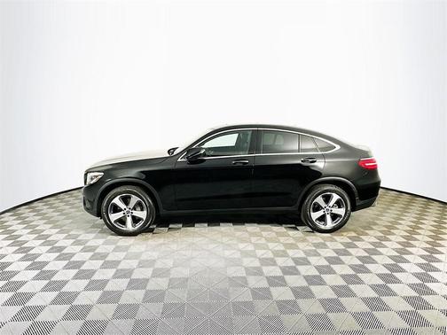 2017 Mercedes-Benz GLC 300 4MATIC Coupe