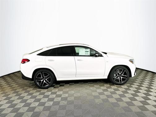 2026 Mercedes-Benz AMG GLE 53 Base