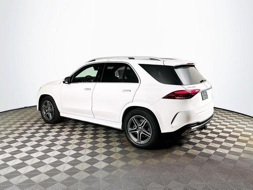 White 2026 Mercedes-Benz GLE 450 4MATIC