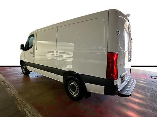 2025 Mercedes-Benz Sprinter 2500 Standard Roof