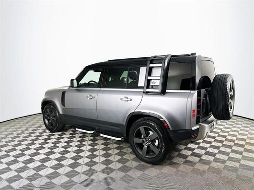 2023 Land Rover Defender 110 S