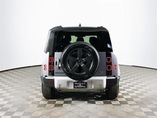 2023 Land Rover Defender 110 S