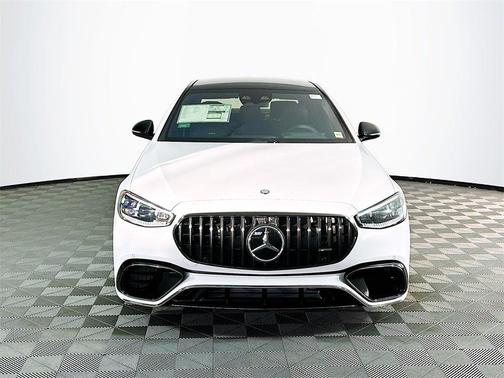 2026 Mercedes-Benz AMG S 63 E Base