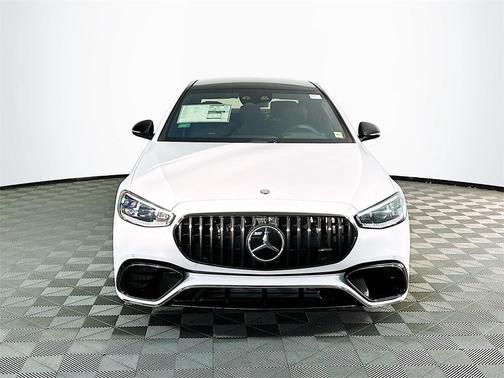 2026 Mercedes-Benz AMG S 63 E Base