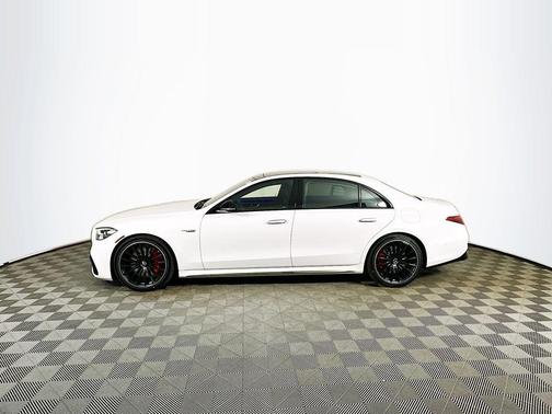 2026 Mercedes-Benz AMG S 63 E Base