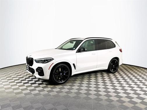 2022 BMW X5 M50i
