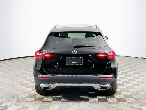 2026 Mercedes-Benz GLA 250 Base 4MATIC