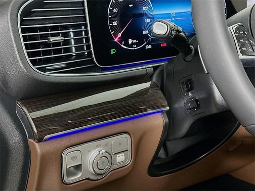 2025 Mercedes-Benz GLE 450e 4MATIC