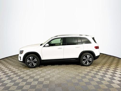 2026 Mercedes-Benz GLB 250 Base 4MATIC