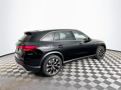 2025 Mercedes-Benz GLC 350e Base 4MATIC