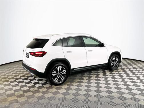 2025 Mercedes-Benz GLA 250 Base 4MATIC