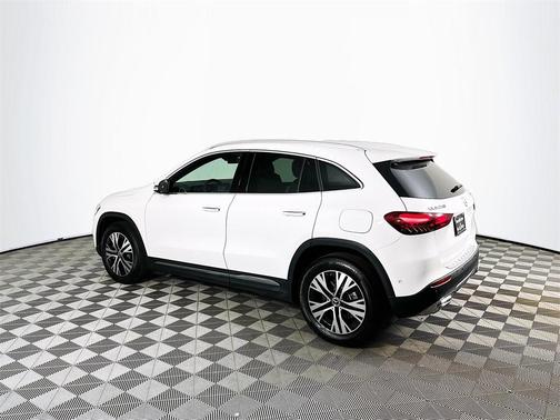 2025 Mercedes-Benz GLA 250 Base 4MATIC