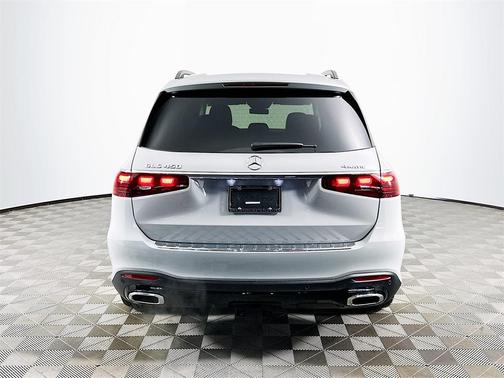 2025 Mercedes-Benz GLS 450 4MATIC
