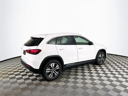 2025 Mercedes-Benz GLA 250 Base 4MATIC