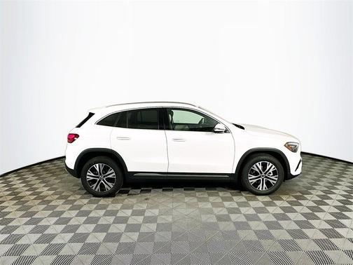 2025 Mercedes-Benz GLA 250 Base 4MATIC