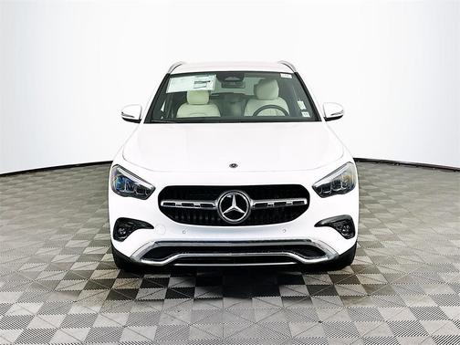2025 Mercedes-Benz GLA 250 Base 4MATIC
