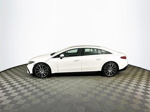 2022 Mercedes-Benz EQS 580 Base 4MATIC