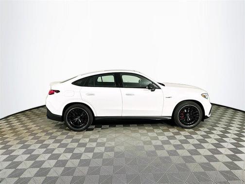 2025 Mercedes-Benz AMG GLC 63 S E Performance