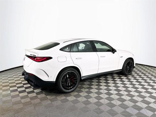 2025 Mercedes-Benz AMG GLC 63 S E Performance