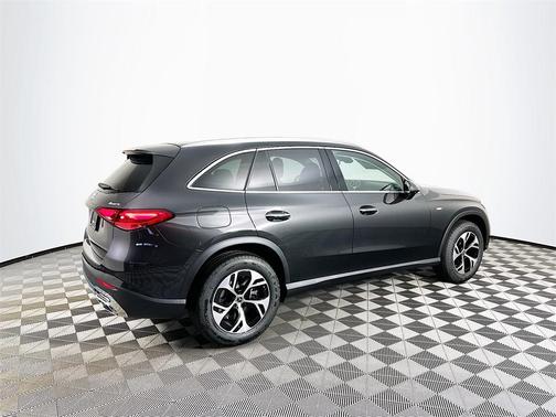 2025 Mercedes-Benz GLC 350e Base 4MATIC