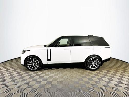 Fuji White 2025 Land Rover Range Rover P550e SE
