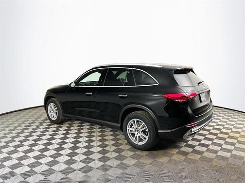 2026 Mercedes-Benz GLC 300 Base 4MATIC