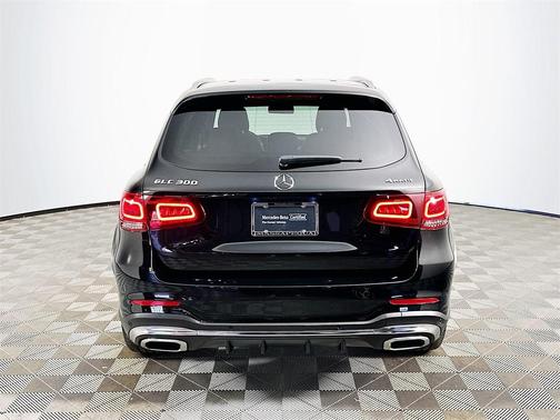 2022 Mercedes-Benz GLC 300 Base 4MATIC