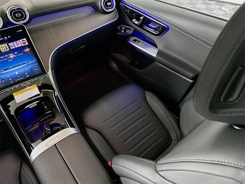 2025 Mercedes-Benz GLC 350e Base 4MATIC
