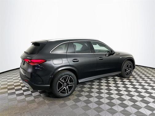2025 Mercedes-Benz GLC 350e Base 4MATIC