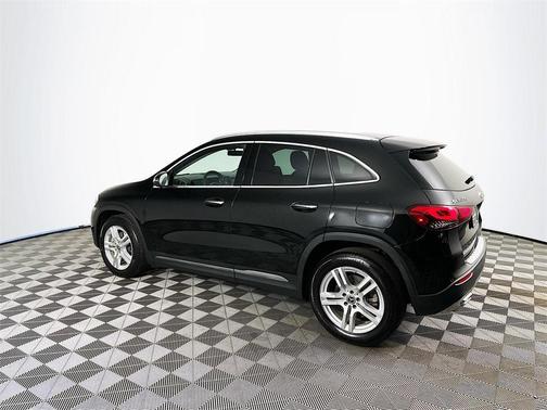 2021 Mercedes-Benz GLA 250 Base 4MATIC