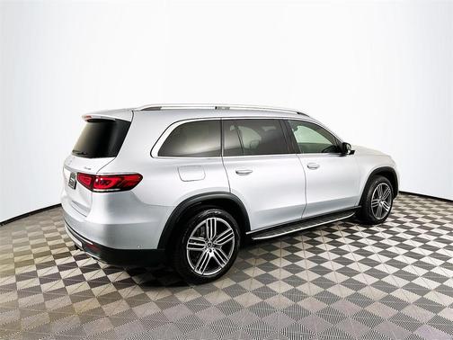 2022 Mercedes-Benz GLS 450 4MATIC
