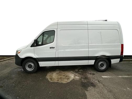 2025 Mercedes-Benz Sprinter 2500 Standard Roof