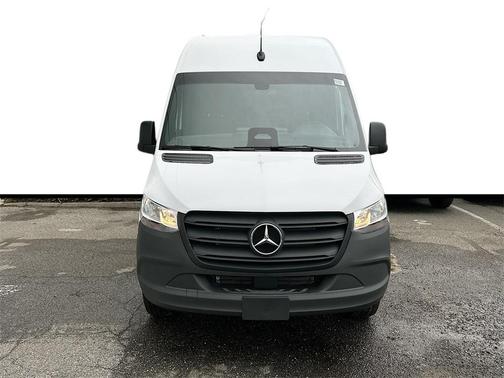 2025 Mercedes-Benz Sprinter 2500 Standard Roof