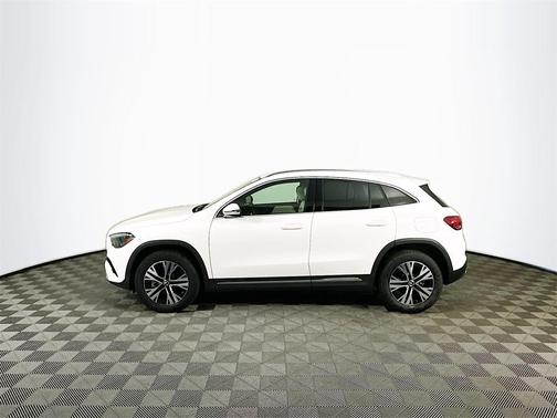 2025 Mercedes-Benz GLA 250 Base 4MATIC