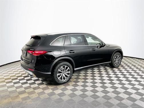 2026 Mercedes-Benz GLC 300 Base 4MATIC