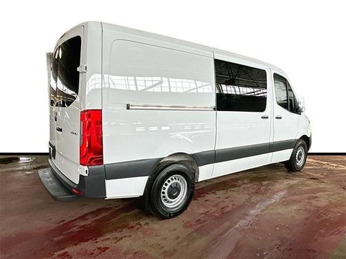 2025 Mercedes-Benz Sprinter 2500 144 WB