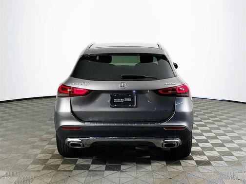 2022 Mercedes-Benz GLA 250 Base 4MATIC