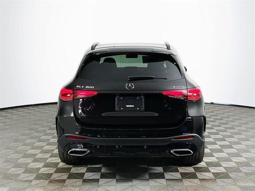 2026 Mercedes-Benz GLC 300 Base 4MATIC