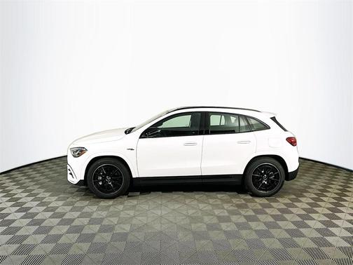 2026 Mercedes-Benz AMG GLA 35 Base