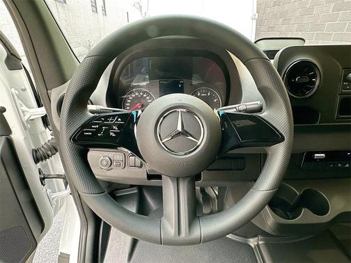 2025 Mercedes-Benz Sprinter 2500 High Roof